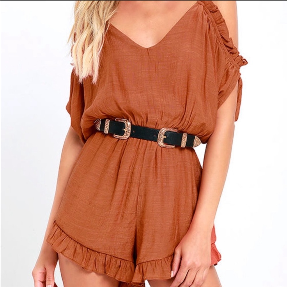 Lulu’s Burnt Orange Off Shoulder Romper